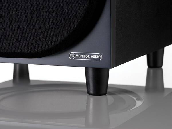 Monitor Audio Bronze W10 speaker detail